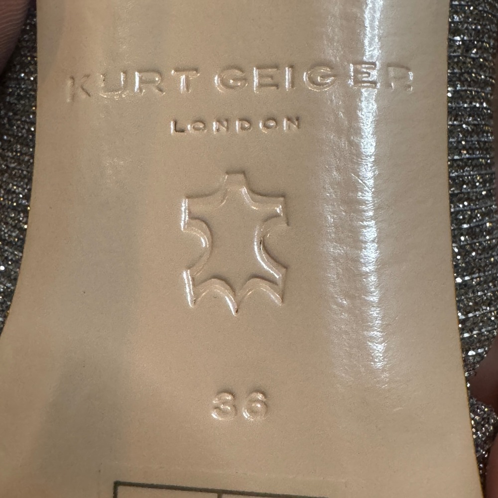 Kurt Geiger London Glitter Pointed Toe DOrsay Heels Size 36/ 5.5 US Holidays - Picture 8 of 8